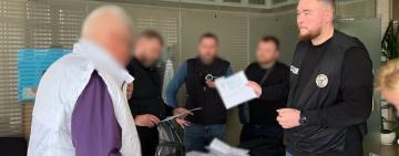 В Одесі викрили схему продажу фіктивних медичних довідок для моряків: затримано директора медцентру