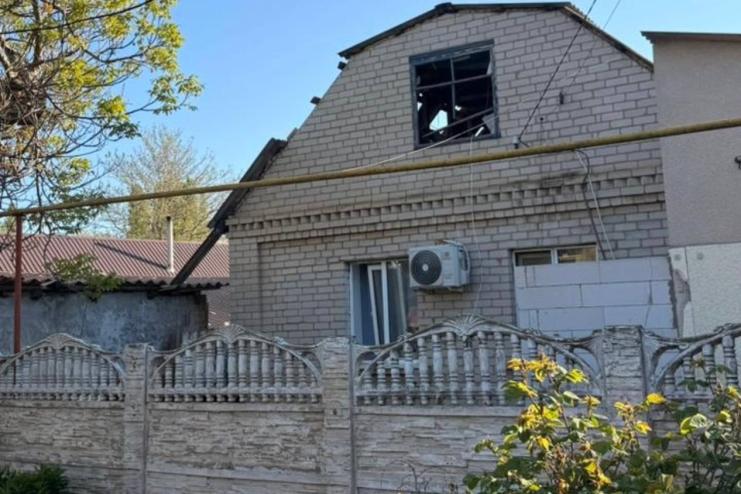 Нічна атака на Одещину: пошкоджені будинки та підприємства, є постраждалі