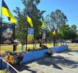 У селі Рибальське відкрили Алею пам’яті полеглих Захисників України