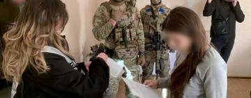 Поліцейські викрили масштабну схему сексуальної експлуатації жінок: перед судом постануть 9 учасників злочинної організації 