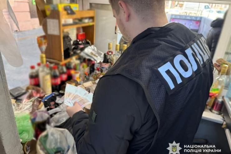 В Одесі судитимуть працівника кав’ярні за збут наркотиків і психотропів