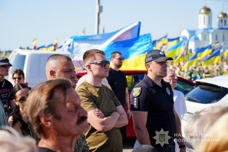 В Одесі поліцейські долучилися до автопробігу «Маршрутом пам’яті»