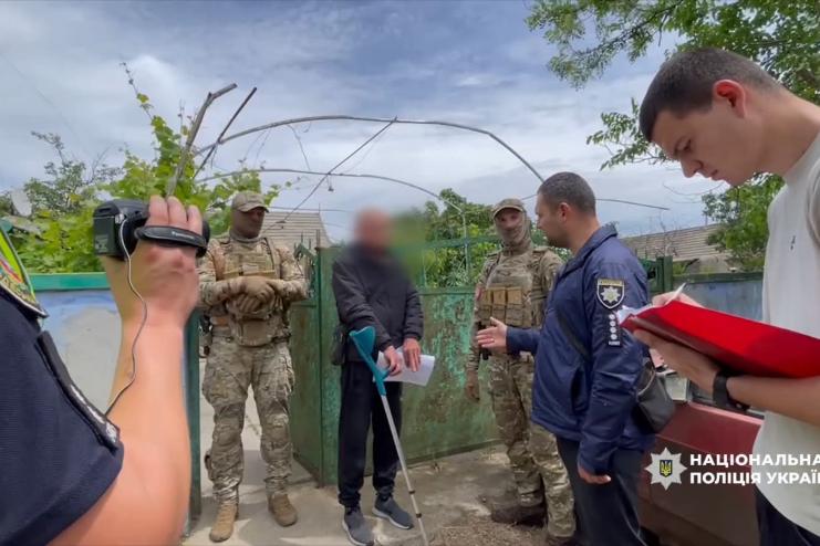 На Білгород-Дністровщині викрили чоловіка, який торгував зброєю та зберігав гранату