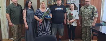 Родинам двох полеглих Героїв Арцизької громади передали посмертні державні нагороди