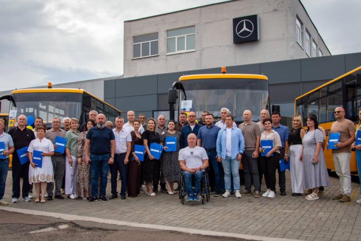 Арцизька громада отримала новий інклюзивний шкільний автобус у межах програми Ukraine Facility