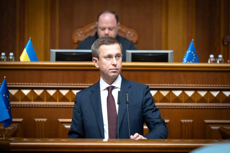 Забезпечення армії, підготовка до зими та курс на ЄС: новий Прем’єр-міністр України Корецький назвав головні пріоритети роботи
