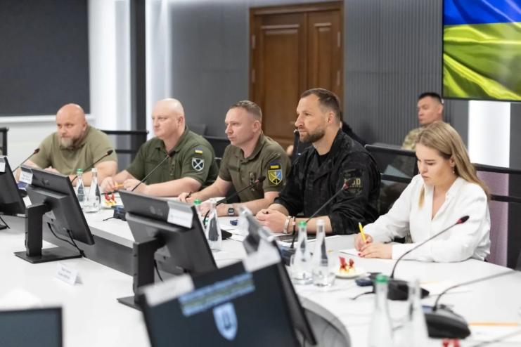 Україна робить ставку на технології та чекає на продовження сильної підтримки від США — Євгеній Хмара