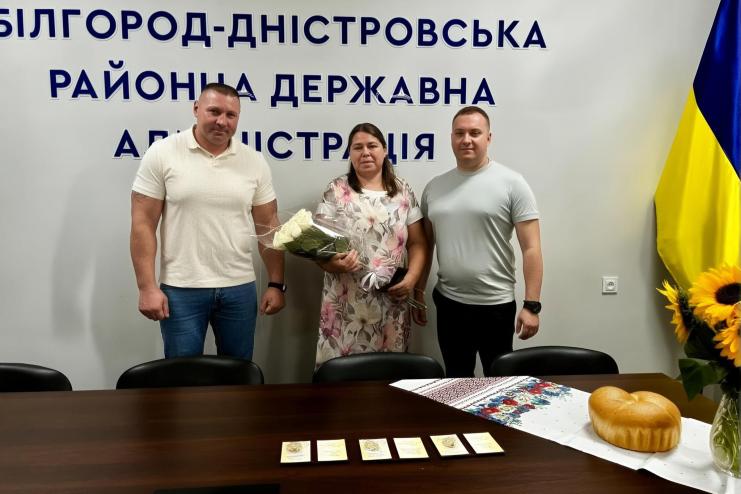 Жителька Лиманської громади отримала почесне звання «Мати-героїня»