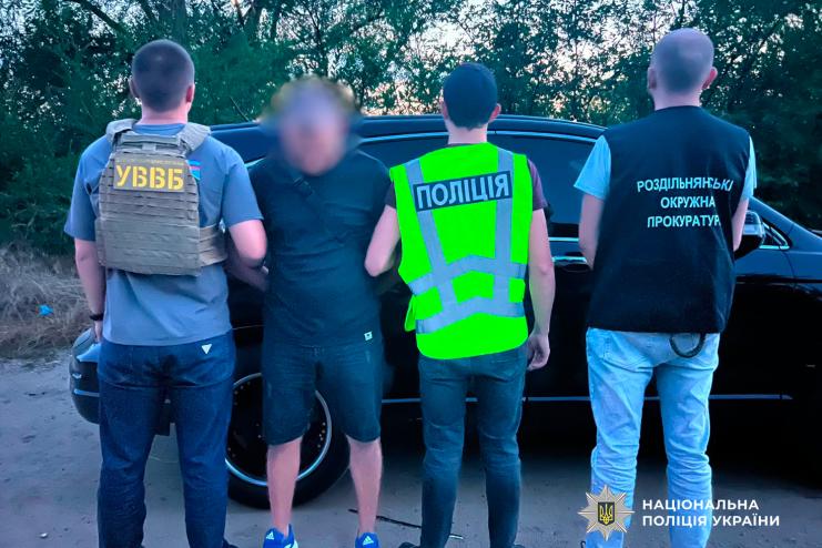 Вивіз у бік Придністров’я за 38,5 тисяч гривень: на Одещині затримали організатора незаконного маршруту 