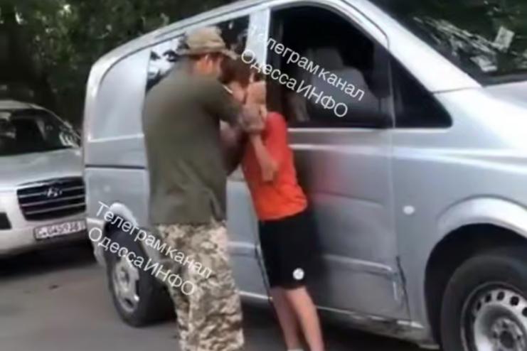В Одесі розслідують інцидент між військовослужбовцем ТЦК та 13-річним хлопцем