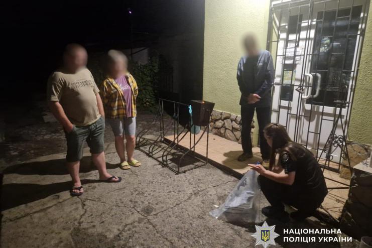 Улаштував дебош із сокирою в магазині та вкрав велосипед: у Кілії судитимуть 46-річного місцевого жителя