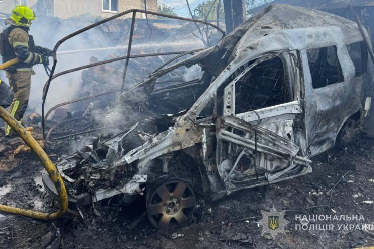 Ворожий удар по Одесі призвів до загибелі людини та руйнувань