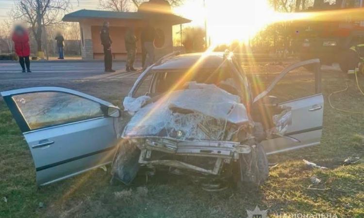 Постраждала дитина та двоє чоловіків: поліцейські встановлюють обставини ДТП