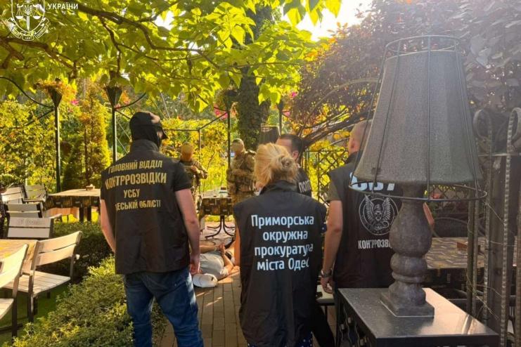 В Одесі 47-річного чоловіка затримали після отримання $12 тисяч за «допомогу» з інвалідністю