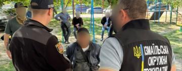 В Ізмаїлі затримали ділків, які оцінили перетин кордону в 9100 доларів