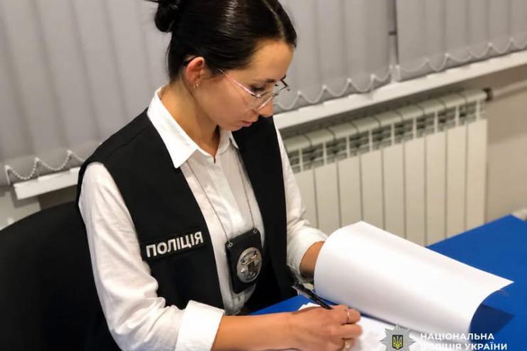 Недбалість посадовиці призвела до загибелі дитини: поліцейські Одещини повідомили про підозру начальниці Служби у справах дітей однієї з міськрад
